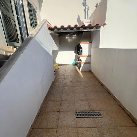 Casa Tranquila Em Lisboa * São João dos Montes